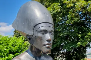 Ехнатон 